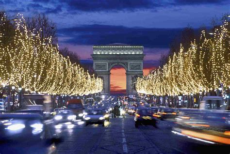 christmas lights in paris